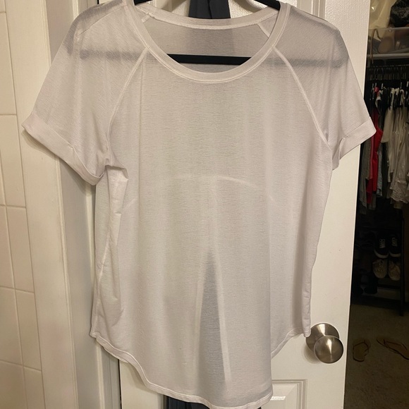 Lululemon Open Up Tie Back Tee - Picture 4 of 6